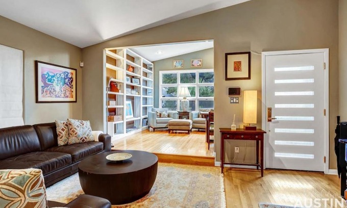 Bryker Woods Casa | Fun For the Whole Family - Easy Access to Downtown