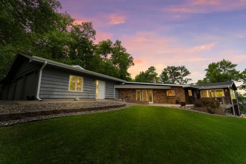 East Gull Lake Casa | Fun on Floan Point