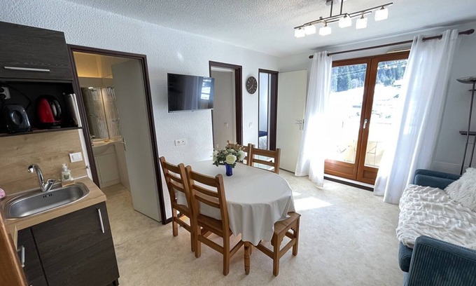 Laveissiere Apartamento | Apartamento funcional cerca de pistas, ideal 4-6 personas