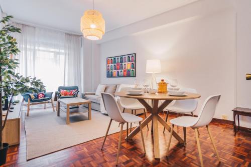 Castanos Apartamento | Funi apartment by People Rentals