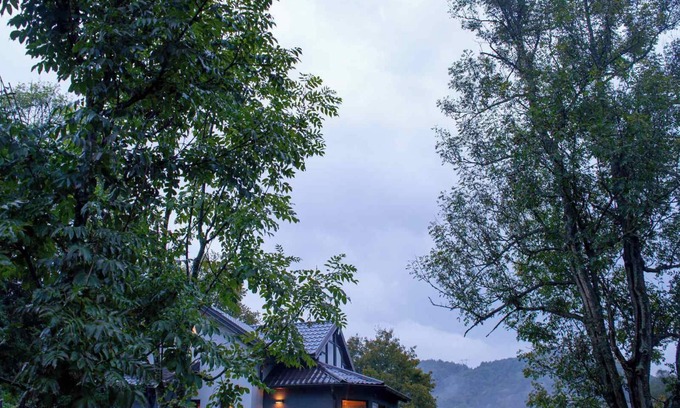Sarajevo Canton Casa | Funky House