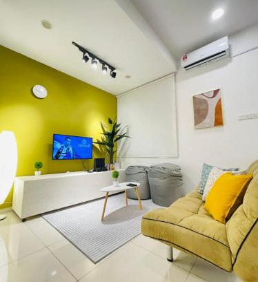 Sungai Tiram Casa | Funkyvila2 9PAX Near IIUM, KMC, TarC, BBQ, PS4