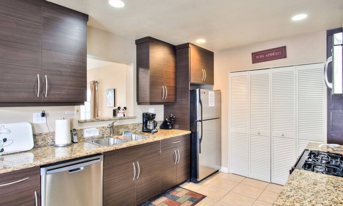 Hermosa Village Casa | Funtierland + Atlantis + Camina a Disney + Piscina privada!