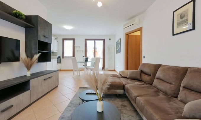 Gazzo Veronese Apartamento | Furius Apartments 9-D: Designer three-room apartment with reserved parking space
