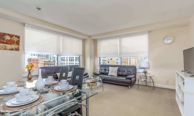 Chinatown Apartamento | Furnished 2BR Apartment at Penn Quarters
