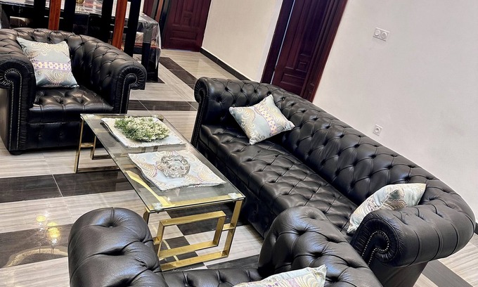 Douala Apartamento | Furnished 3 bedroom apartment BONAPRISO (104). KGV PRESTIGE RESIDENCE (DOUALA)