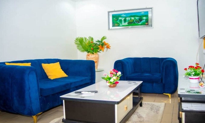 Douala Apartamento | Furnished apartment Fustel City, Wifi, TV channels, janitor