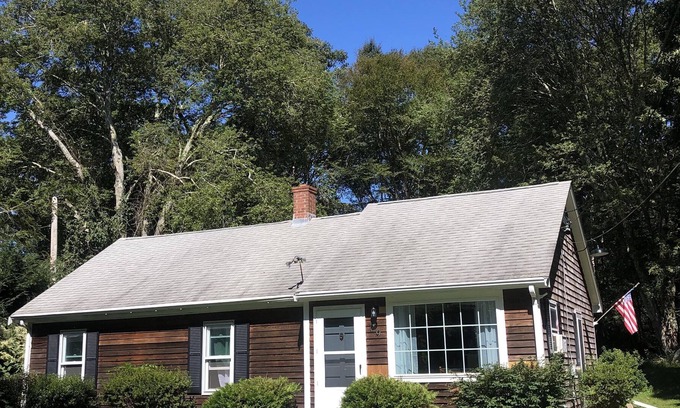 Adamsville Casa | Furnished Coastal Home rental Westport MA