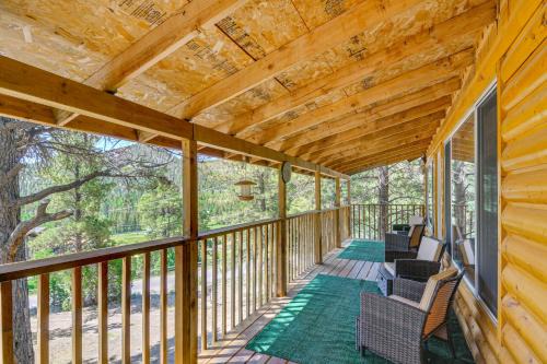 Mammoth Creek Casa | Furnished Deck and Mountain Views Panguitch Cabin