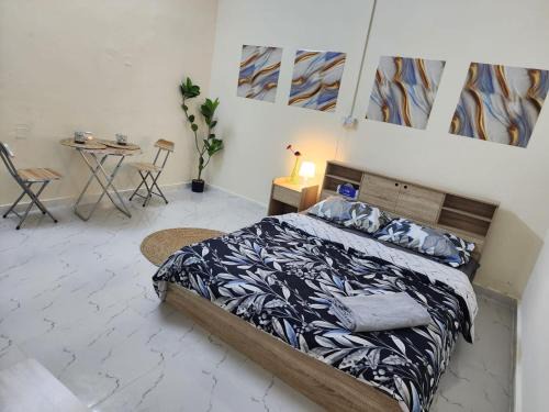 Al Ain Casa | Furnished hone stay villa with attached bathroom with balcony