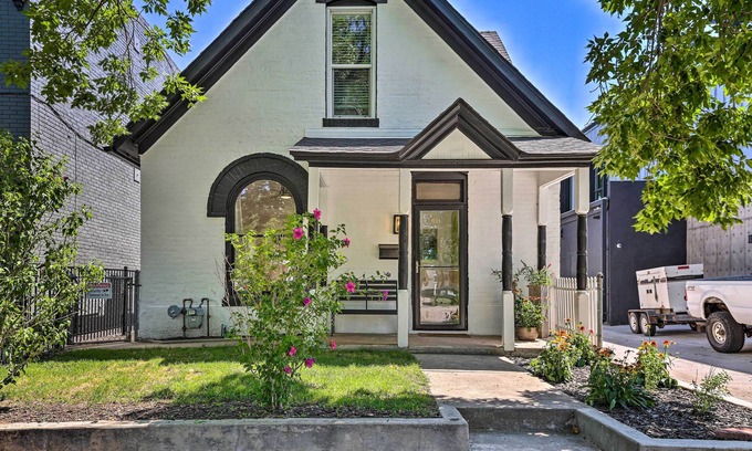 Baker Apartamento | Furnished Patio: Enchanting Denver Cottage!