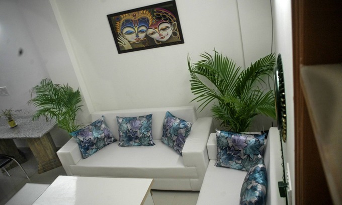 Delhi Apartamento | Apartamento de servicio amueblado para estadía mínima de 1 mes con cocina común