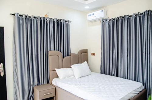Ibadan Apartamento | Furnished studio apartment in a secure and serene part of Ibadan