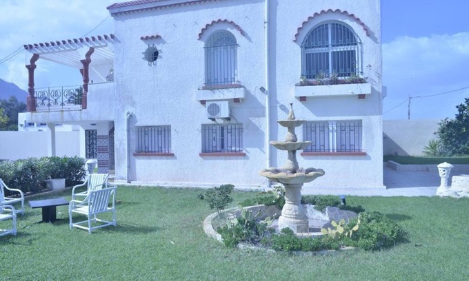 Hammam Chatt Casa | Villa amueblada bien equipada pie en el agua tiene hammam chatt