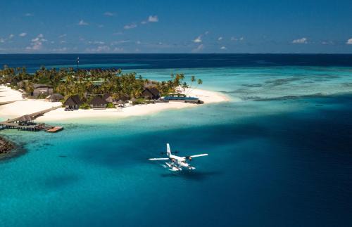 Fushifaru Complejo | Fushifaru Maldives with 50 percent off on sea plane roundtrip 04 nights & above