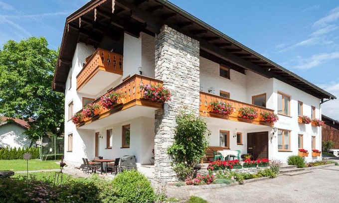 Waging am See Apartamento | Gäste- und Appartementhaus Stachl