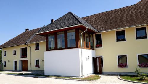 Bad Wimsbach-Neydharting Cama Y Desayuno | Gästehaus Watschinger