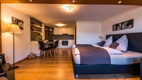 Frohnd Apartamento | Gästehaus Holzer Kreuz - Ferienwohnung "Narzisse"