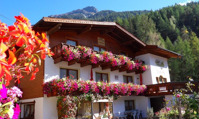 Unterlaengenfeld Casa | Gästehaus Judith
