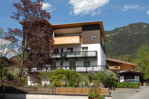 Kitzbuehel Apartamento | Gästehaus Maier