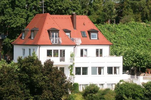 Meersburg Casa | Gästehaus Schiff