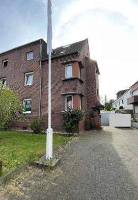 Dormagen Apartamento | Gästehaus-Schild