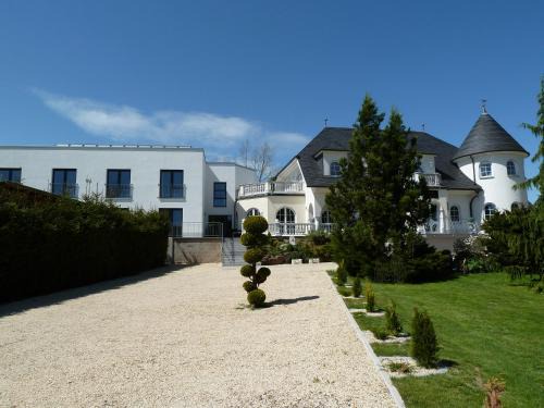 Schmalkalden Hotel | Gästehaus Villa Casamia