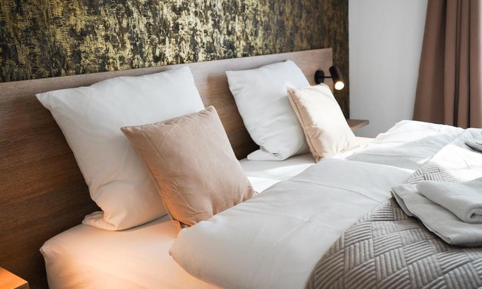 Estenfeld Casa | Gästehaus Würzburg 24h