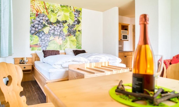 Jagstfeld Apartamento | Gästehaus Weingut Politschek