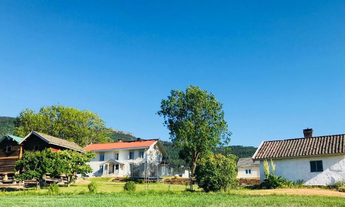 B Casa | Gårdsturisme Sønstebø