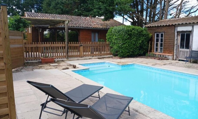 Saint-Barthelemy-dAgenais Casa | Gîte à la campagne avec piscine