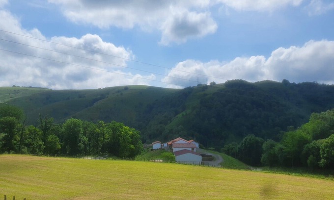 Osses Casa | Gîte à la Ferme à Ossès
