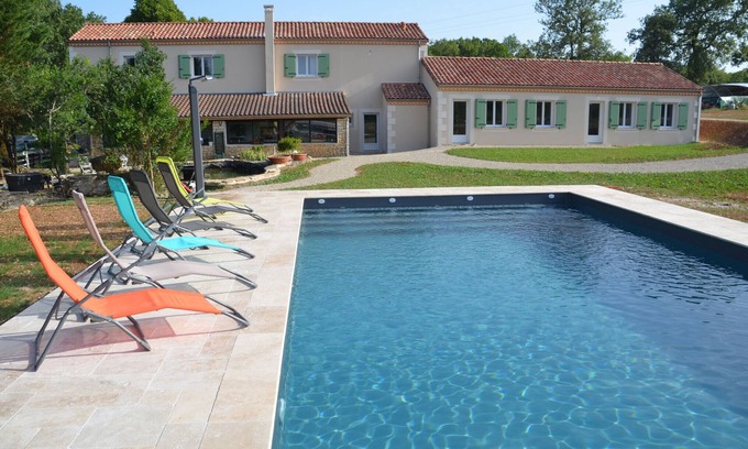 Gabillou Cabaña | Gîte à la Ferme Avec Piscine