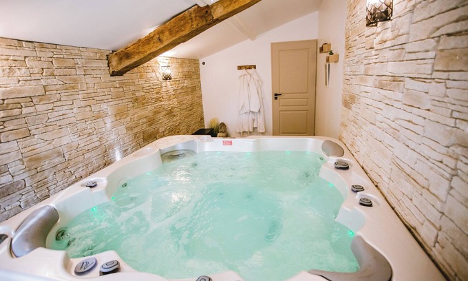 Lamonzie-Saint-Martin Casa | Gîte Ô Tilleul Enchanté Cocooning Avec Spa/jaccuzzi en Intérieur