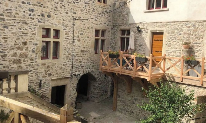 Arrigas Otro | Gîte 1, sleeps 11, Château d'Albignac*****