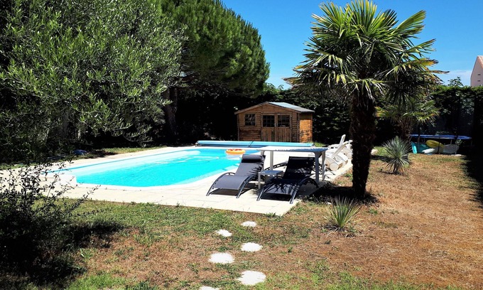 Port District Casa | Gîte 3* 300m beach large private pool
