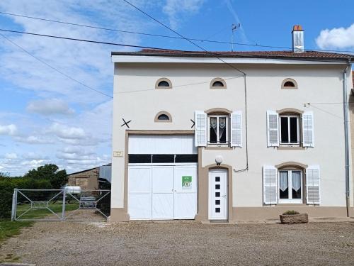 Harbouey Casa | Gîte 3 chambres, jardin, proche Baccarat et Lacs de Pierre-Percée, animaux acceptés - FR-1-584-36