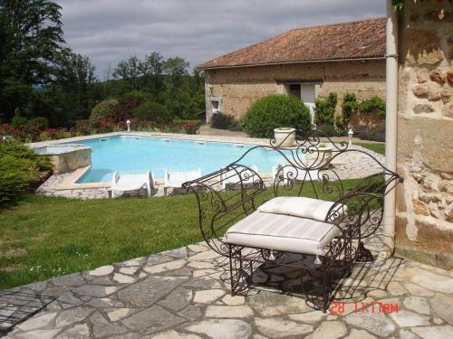 Saint-Adjutory Apartamento | Gîte 4 personnes situé aux portes du Périgord