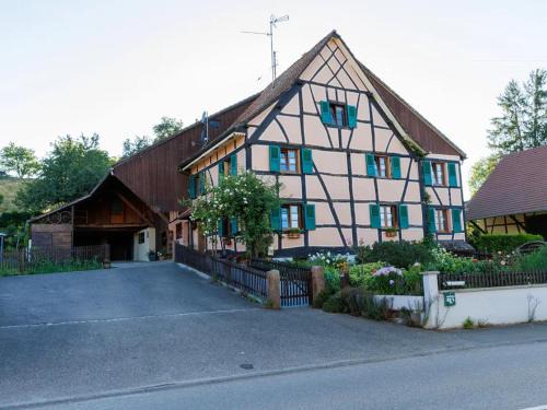 Ueberstrass Casa | Gîte alsacien rénové avec jardin près de la Suisse et de l'Allemagne, idéal pour familles et amis - FR-1-744-29