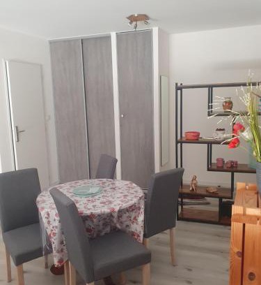 Collonges-sous-Saleve Apartamento | gîte Amolinnes F2 5mn douane croix de rozon 20mn Genève