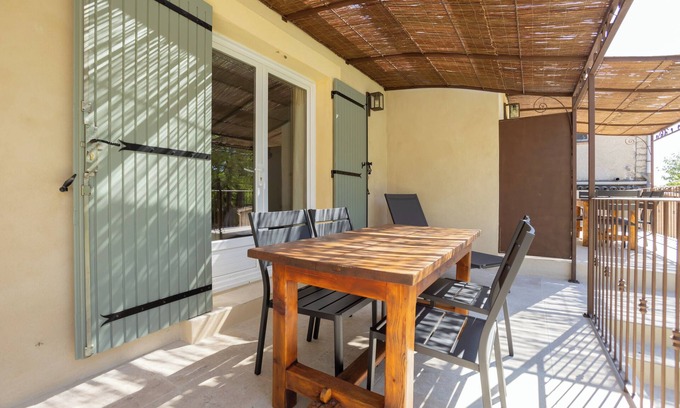 Eyguieres Apartamento | Casa rural en el corazón de los Alpilles en Eyguières