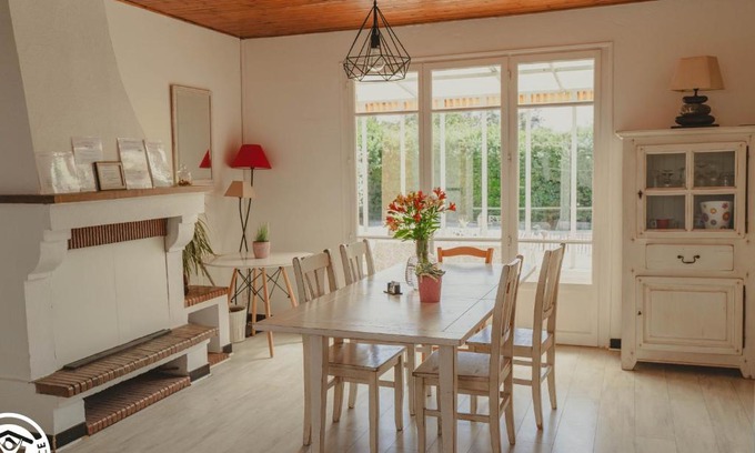 Talmont-Saint-Hilaire Casa | Gîte avec jeux et terrasse à La Guittière - FR-1-426-567