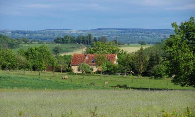 Ygrande Casa | Gîte Avec Piscine Sainte Anne