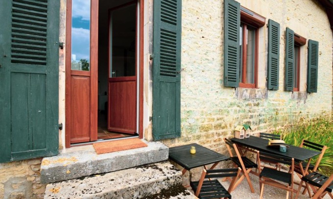 Celles-sur-Ource Casa | Gîte Celles-sur-Ource, 3 pièces, 6 personnes - FR-1-543-199