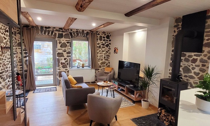 Aurieres Casa | Gîte Chez Philo Entre Monts Dôme et Monts Dore