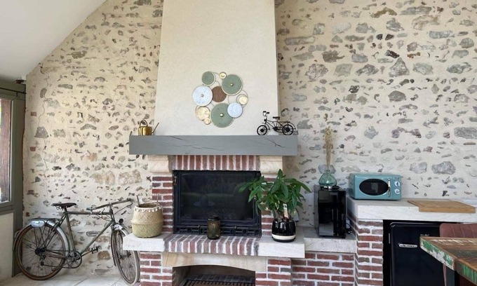 Mery-sur-Cher Cabaña | Gîte-Confortable-Baño para personas con movilidad reducida-Vista al Jardín