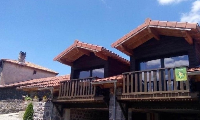 Solignac-sur-Loire Casa | Gîte confortable près de la Cascade de la Beaume avec terrasses et parking privatif - FR-1-582-30