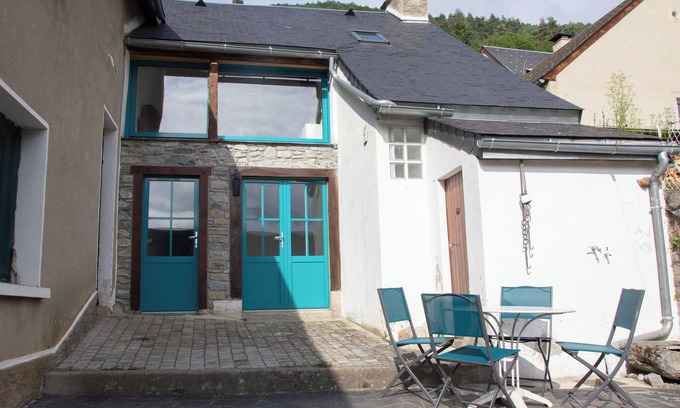 Gouaux Casa | Gîte Dans un Petit Village de Montagne Pour 6 Personnes