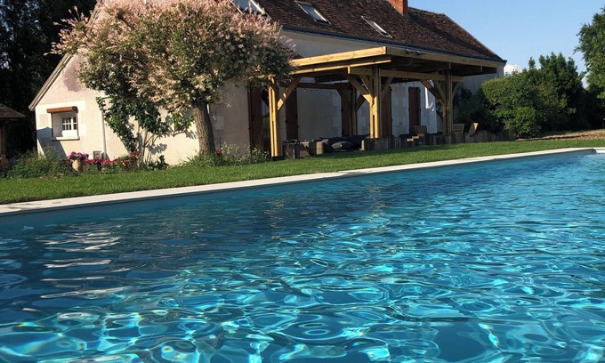 Saint-Hippolyte Casa | Gîte de Campagne au Calme Piscine Chauffée Privée, Châteaux de la Loire, Beauval