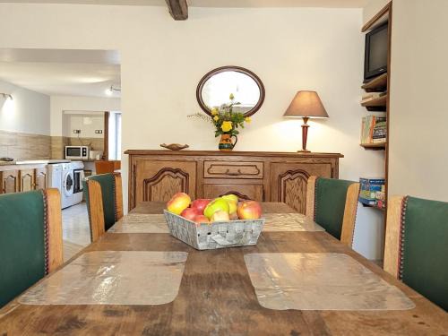 Vauvillers Casa | Gîte de charme avec jardin à Vauvillers - FR-1-583-435